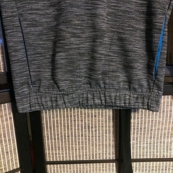 Adidas Sweater Pull-over Hoodie - Picture 4 of 6